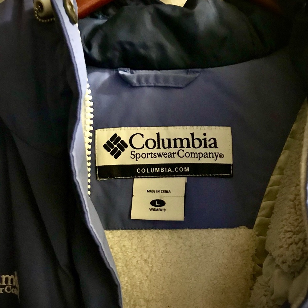 Columbia Women’s Winter Coat - Picture 4 of 4